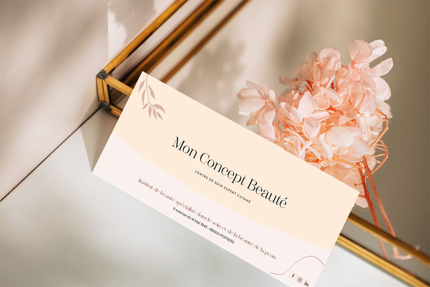 Mockup carte cadeau-MCB-2